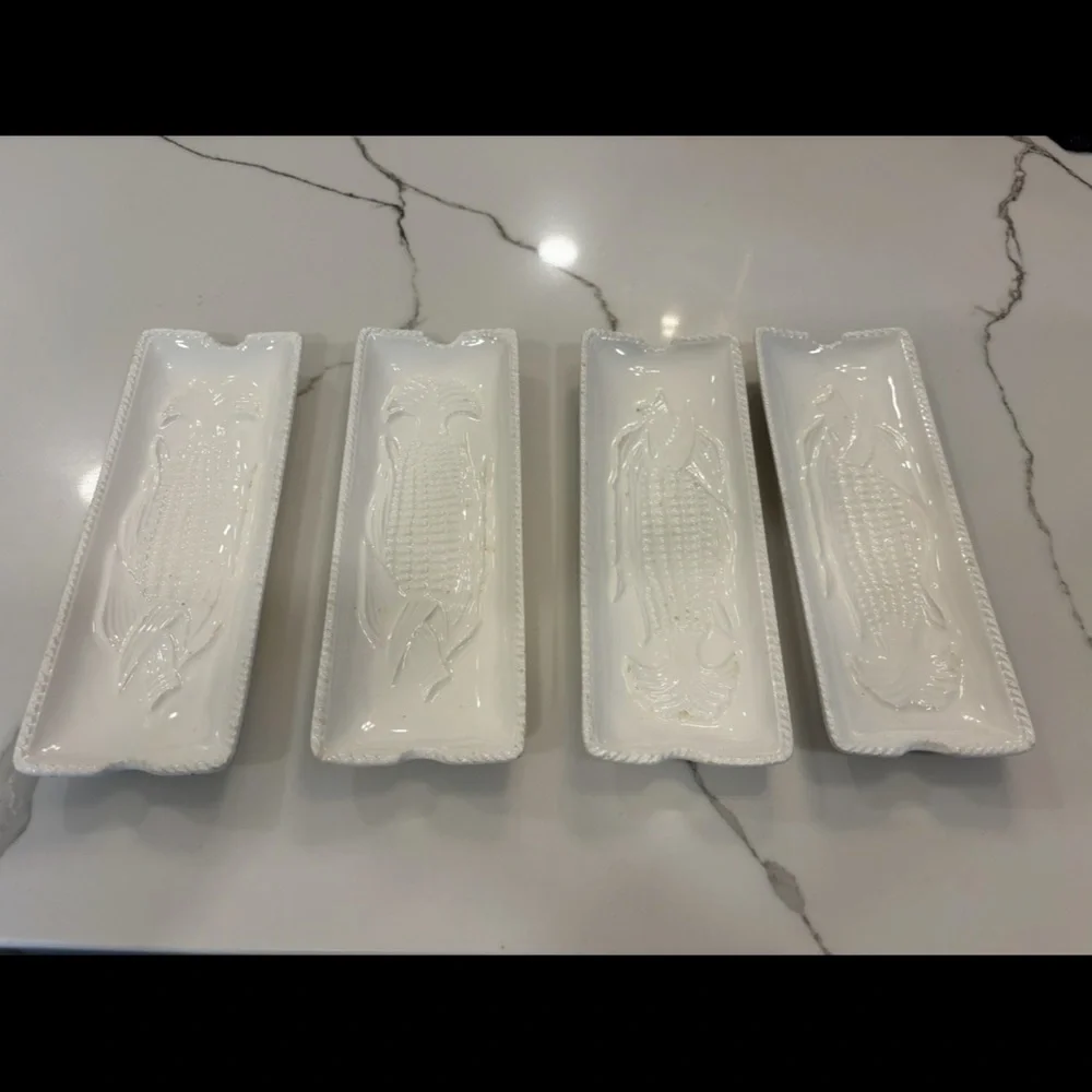 Corn Holder Plate Set